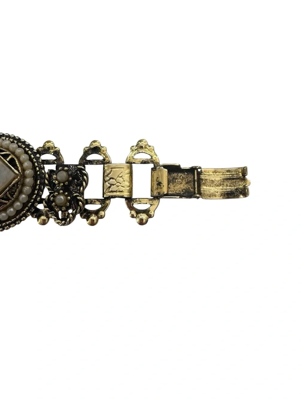 Vintage Mother of Pearl Medallion Link Bracelet